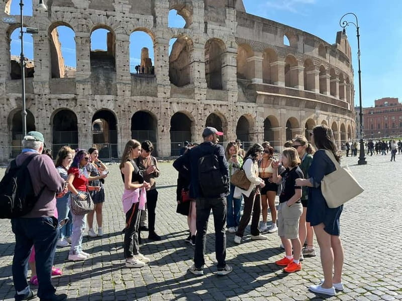 Colosseum Express Guided Tour / Forum & Palatine Audioguide - Meeting points at Piazza di San Clemente and Arco di Costantino