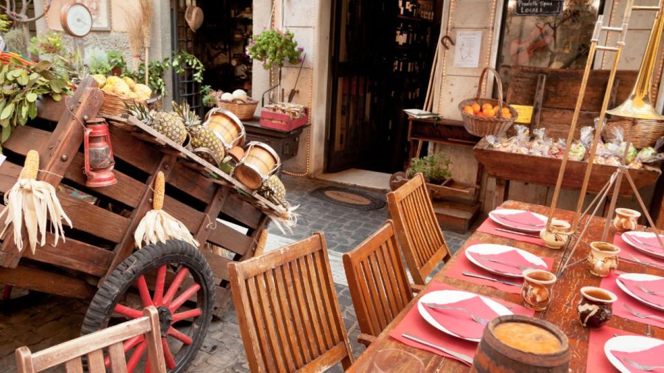 Frascati Wine Road from Rome: Tasting & Lunch - Lunch in a Hand-Selected Trattoria (and How to Keep Your Day Comfortable)