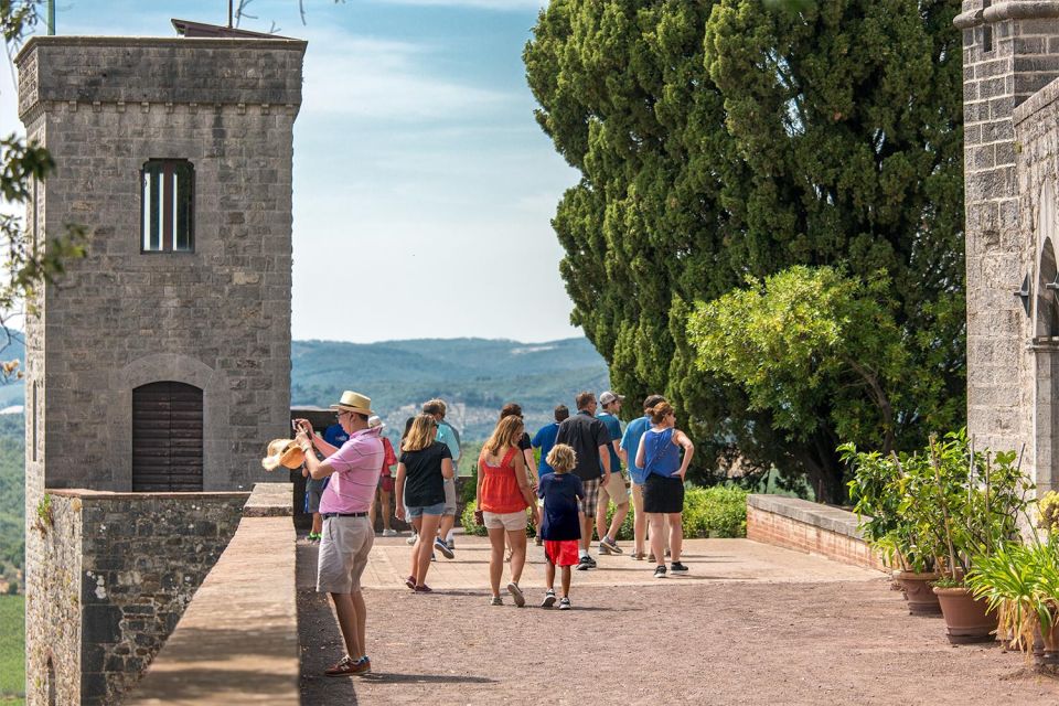 From Rome: Bagnoregio & Orvieto Day Trip with Wines & Lunch - Orvieto in Umbria: Duomo views, Underground time, and shopping room