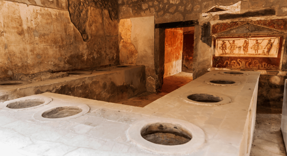 From Rome: Pompeii and Herculaneum Tour w/ High-speed Train - Herculaneum by Contrast: Why This City Feels More Intimate