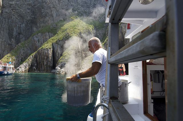 From Rome: Ponza Island Day Trip with Boat Excursion - The boat cruise: what 5 hours on the water really feels like