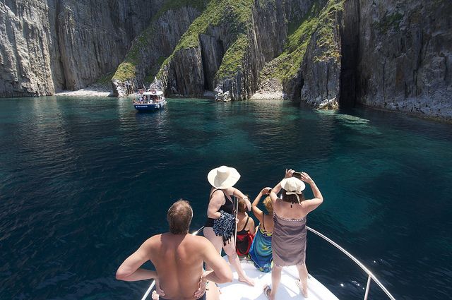 From Rome: Ponza Island Day Trip with Boat Excursion - Snorkeling gear: the option that turns blue water into something you can watch