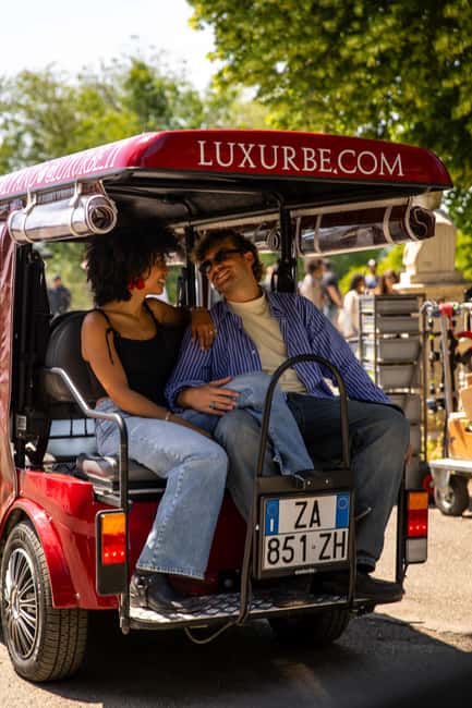 Golf Cart Tour: Express Highlights of Rome - The Pantheon and Piazza Navona in 10-minute chunks