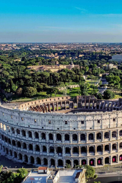 Rome: 1-Hour Fast Colosseum Tour - Pre-tour photo time: where wide angles actually work