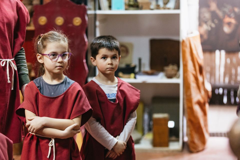 Rome: 2-Hour Gladiator School - Sword fighting basics: how you learn without the chaos