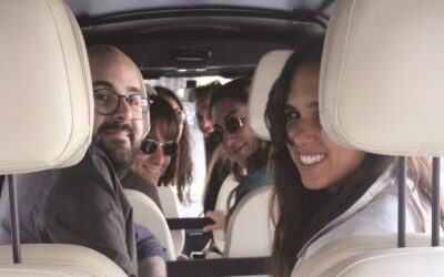 Rome: 3-Hour Panoramic Luxury Golf Cart Tour - Where you start near the Colosseum and what the first minutes set up