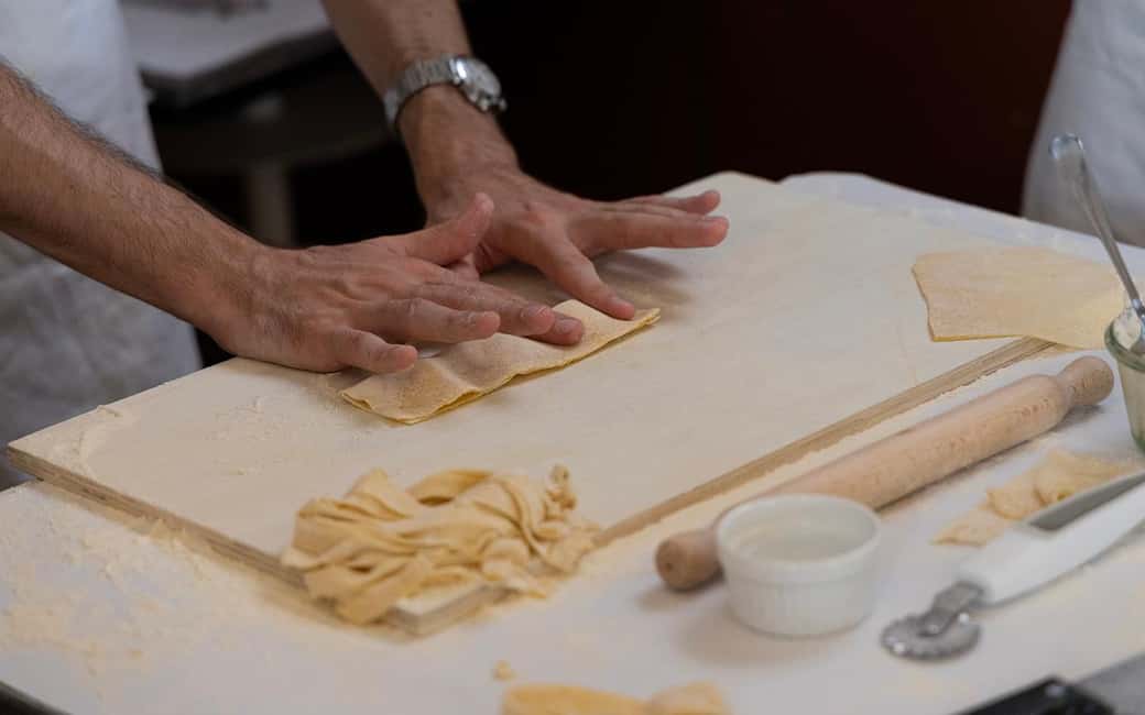 Rome: 3-in-1 Fettuccine, Ravioli, and Tiramisu Cooking Class - The wine-and-limoncello finish: your meal as the final lesson