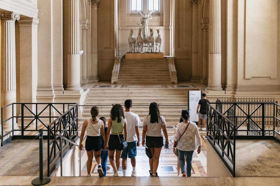 Rome: Altar of the Fatherland Elevator and Museum Tickets - Getting your bearings fast on the Vittoriano rooftop