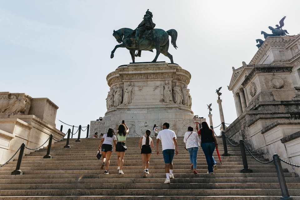 Rome: Altar of the Fatherland Elevator and Museum Tickets - Museum time: the Museum of the Risorgimento and Palazzo Venezia