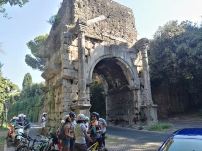 Rome: Appian Way Aqueducts Bike Tour (UPG Catacombs & Lunch) - Getting started at Roma STARBIKE (near Colosseo) and what sets the tone