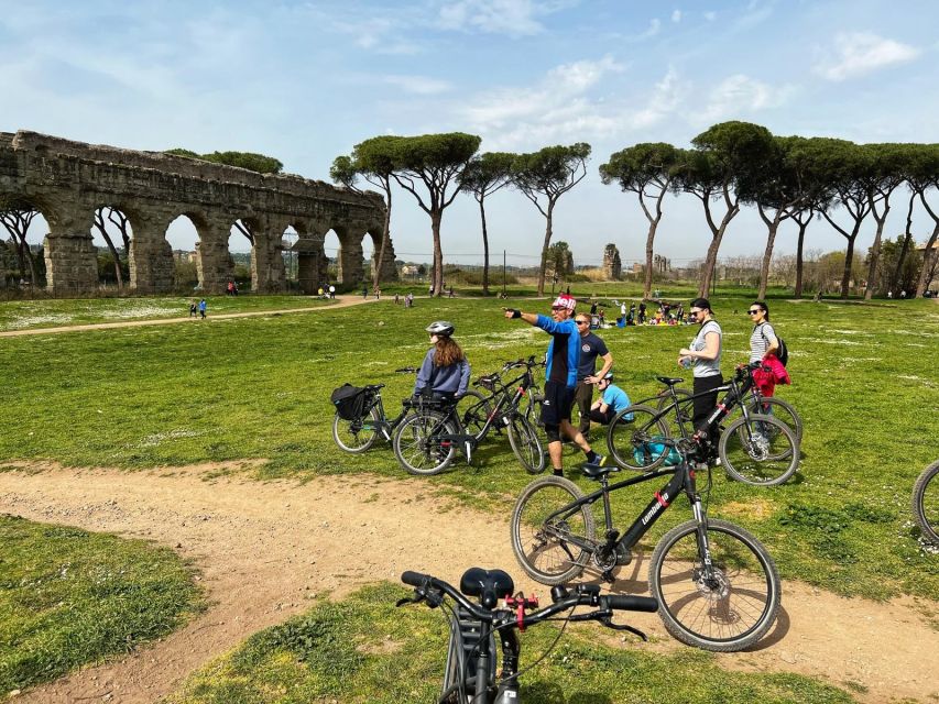 Rome: Appian Way E-Bike Tour Catacombs, Aqueducts & Picnic - Parco degli Acquedotti: seeing aqueducts up close in motion