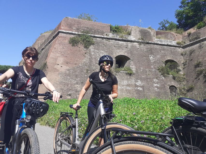 Rome: Appian Way E-Bike Tour Catacombs, Aqueducts & Picnic - Parco della Caffarella and the ride back through real Rome outskirts