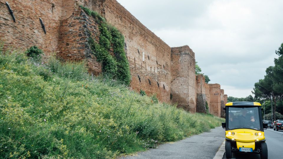 Rome: Appian Way Golf Cart Tour with Roman Catacombs Entry - Circus Maximus viewpoint: how to see the scale before you overthink it