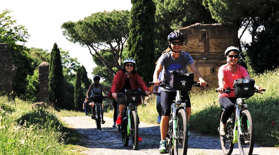 Rome: Appian Way & Roman Aqueducts Guided E-Bike Tour - Parco degli Acquedotti: aqueducts you can actually measure