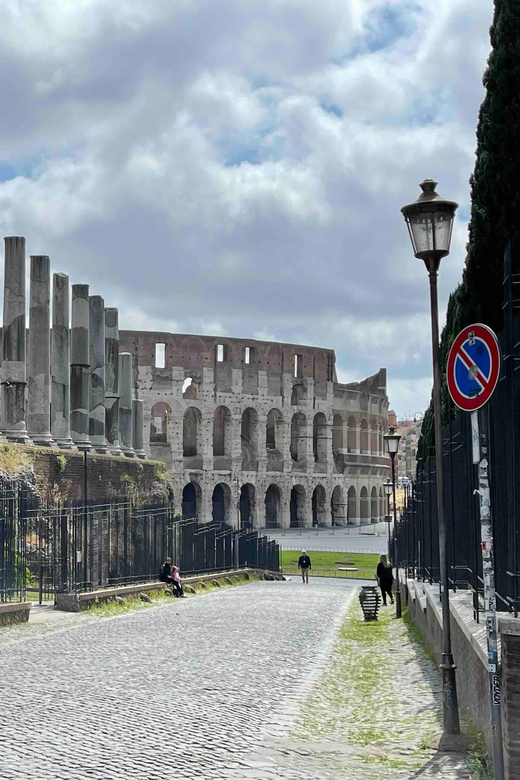 Rome: Arena Colosseum Tour with Arena Access - Where the Emperor Sat—and Why the Crowd Details Matter