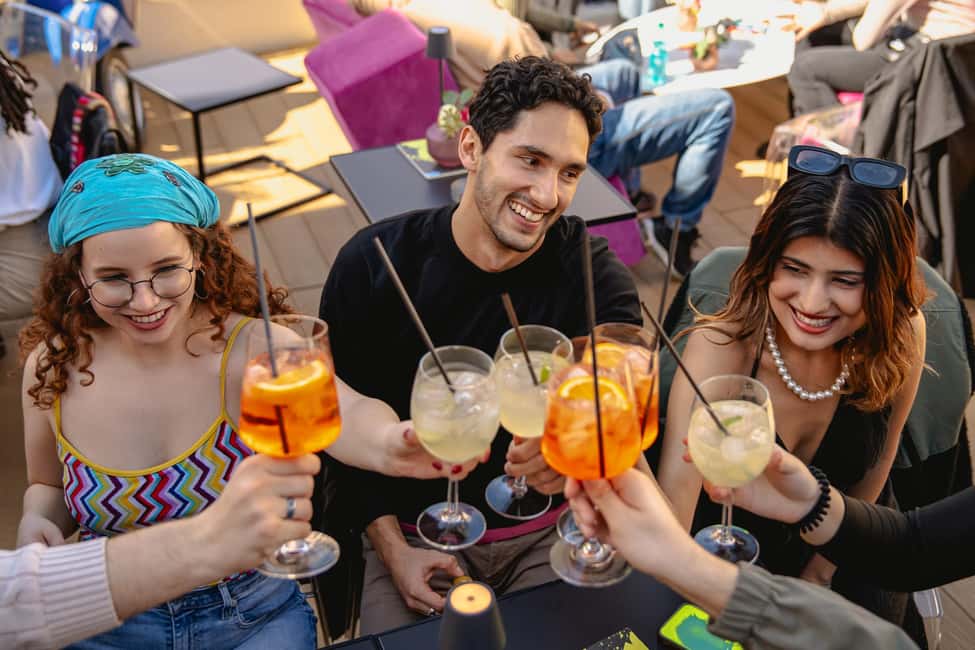 Rome: Bar Crawl with Guide and Drinks Included - Key things to know before you go