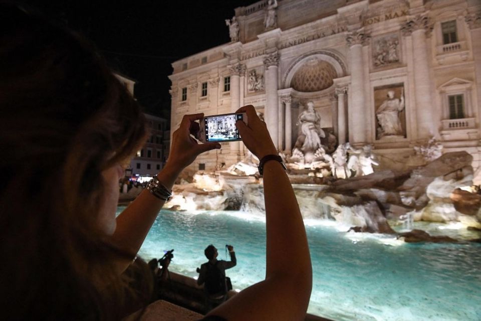 Rome: Cannondale E-Bike Evening Tour with Optional Dinner - Church of Sant’Ignazio di Loyola and the Hadrian’s Temple moment