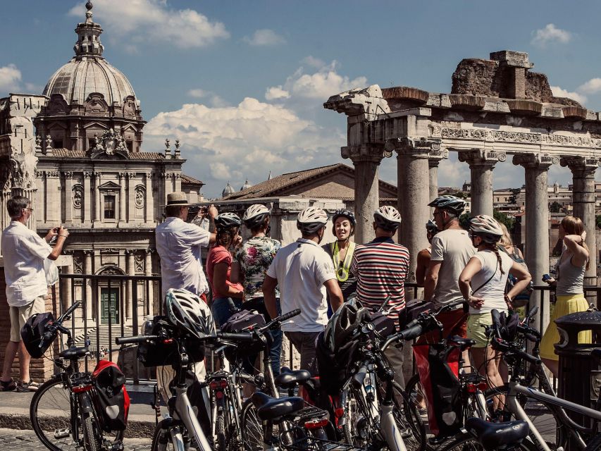 Rome: Cannondale E-Bike Tour of Top Landmarks & More - Trevi Fountain and Spanish Steps: icons, but with a smarter rhythm