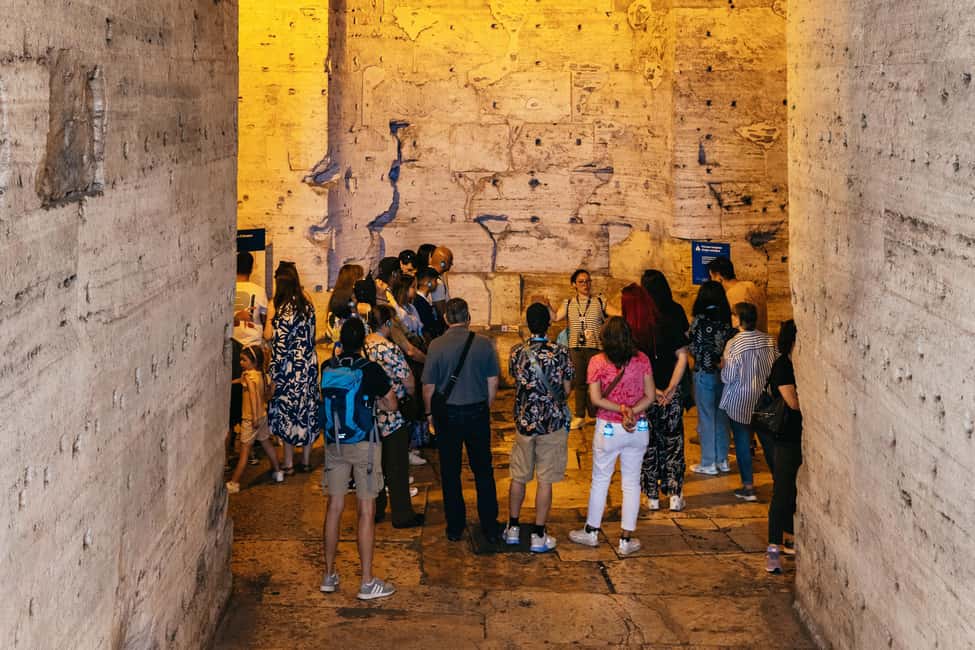 Rome: Castel Sant'Angelo Skip-the-Line Guided Tour - What to look for in sculptures and paintings (so it doesn’t blur together)