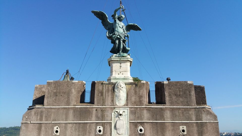 Rome: Castel Sant'Angelo Tour With Skip-the-line Access - Angels by Bernini, Raggi, and Morelli: art you can actually place