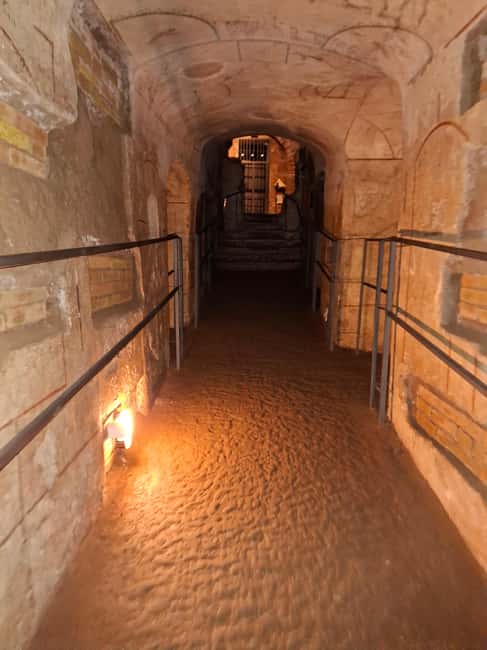 Rome: Catacombs Skip-the-Line Tour with Tickets - What you’ll see underground (and what it means)