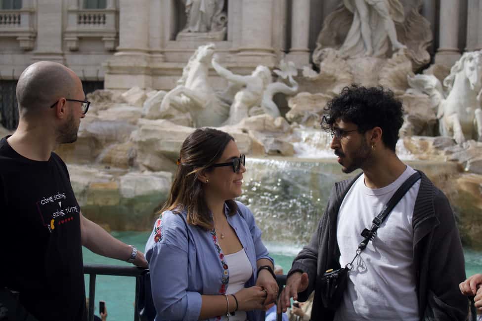 Rome: City Walking Tour in English or Spanish - Trevi Fountain for 30 minutes: how to enjoy it without rushing