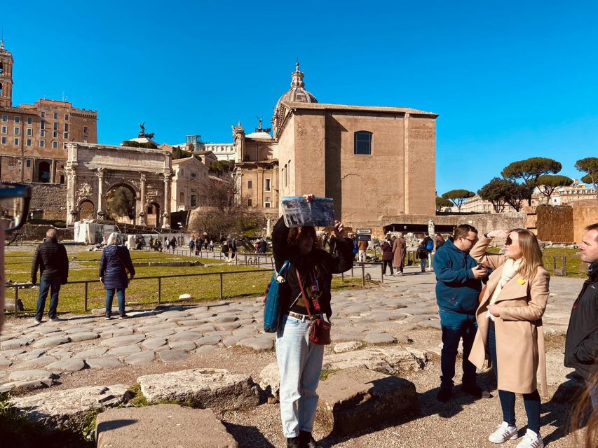 Rome: Colosseum Arena Floor, Forum & Palatine Guided Tour - What your guide actually adds (beyond facts)
