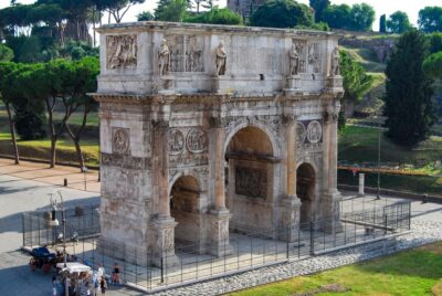 Rome: Colosseum & Forum Experience with Free Audio Guide App - Entering the Colosseum with timed entry (and what to expect inside)