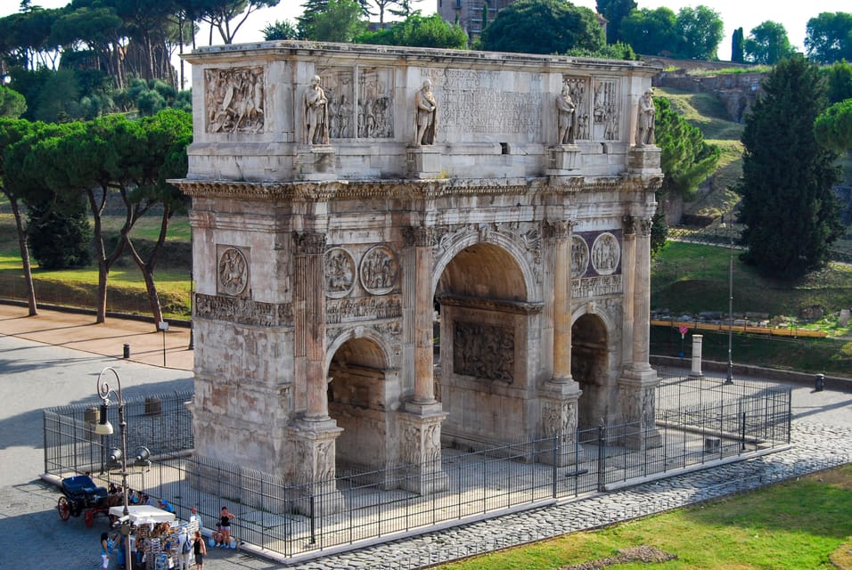 Rome: Colosseum & Forum Experience with Free Audio Guide App - Entering the Colosseum with timed entry (and what to expect inside)
