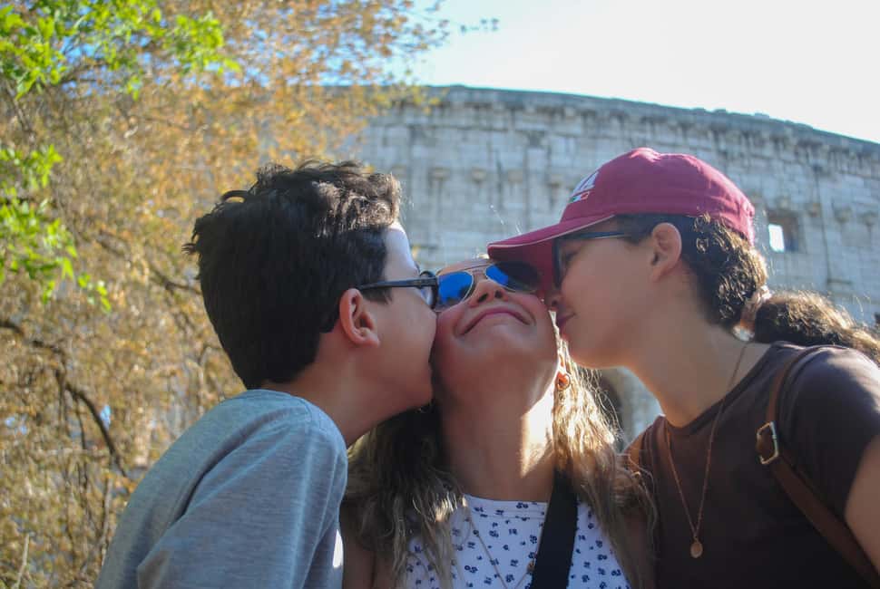 Rome: Colosseum, Forum & Palatine Hosted Entry Experience - Key things you’ll notice right away