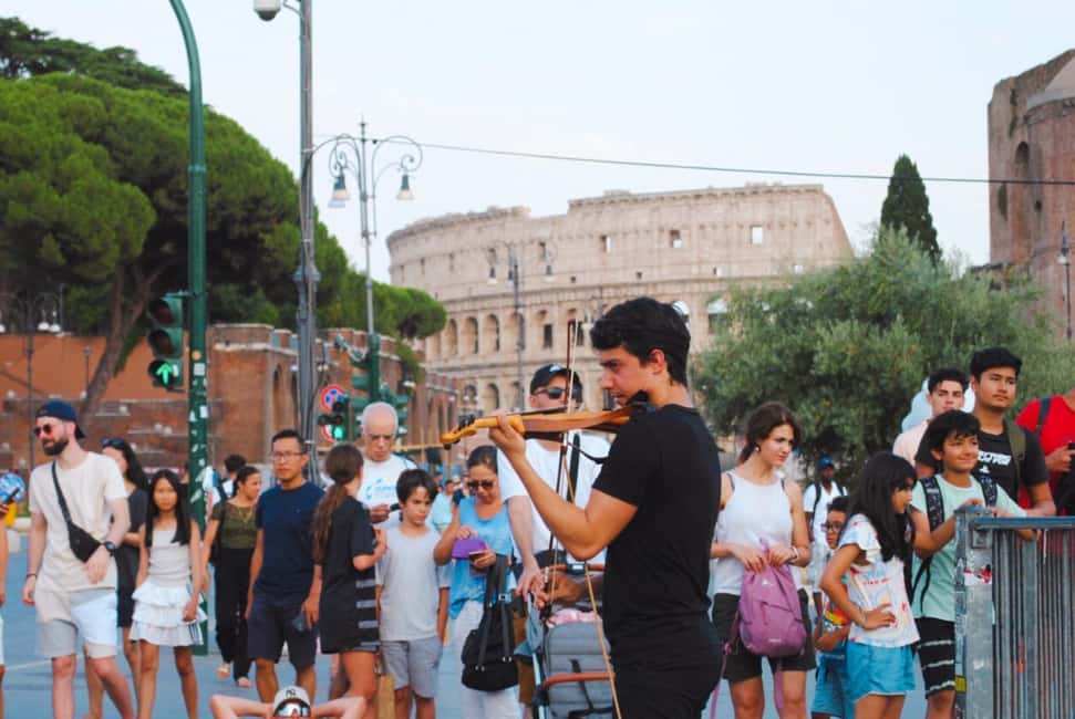 Rome: Colosseum, Forum & Palatine Hosted Entry Experience - Security and timed tickets: the one thing you must not guess
