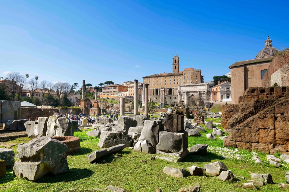 Rome: Colosseum & Forum with Audio Guide App -Optional Arena - Meeting point at Via delle Terme di Tito 93: how to find it fast