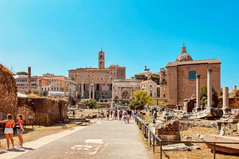 Rome: Colosseum, Palatine Hill and Roman Forum Guided Tour - How the Colosseum-Palatine-Roman Forum Route Makes Sense