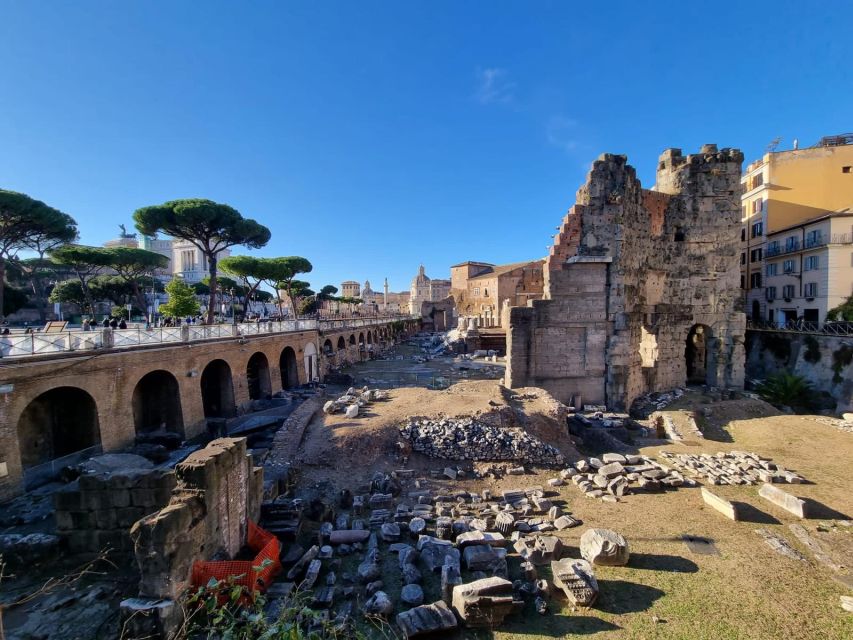 Rome: Colosseum, Palatine Hill and Roman Forum Guider Tour - Why the Colosseum, Forum, and Palatine Hill combo makes sense
