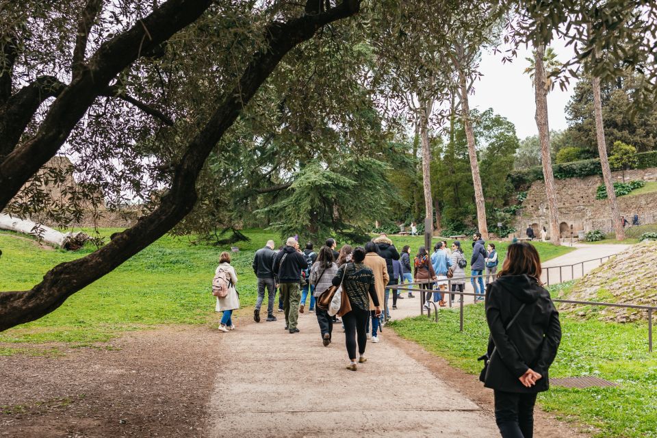 Rome: Colosseum, Palatine Hill & Roman Forum Guided Tour - The Roman Forum Walk: Arch Of Titus, Vestal Virgins, And Caesar