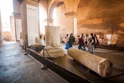 Rome: Colosseum, Palatine & Roman Forum Tour w/Entry Ticket - Finding Largo Gaetana Agnesi (The Meeting Point Actually Matters)