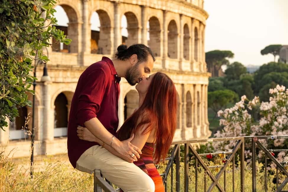 Rome: Colosseum Private Photoshoot - Why the Colosseum is better with a private photographer than a phone