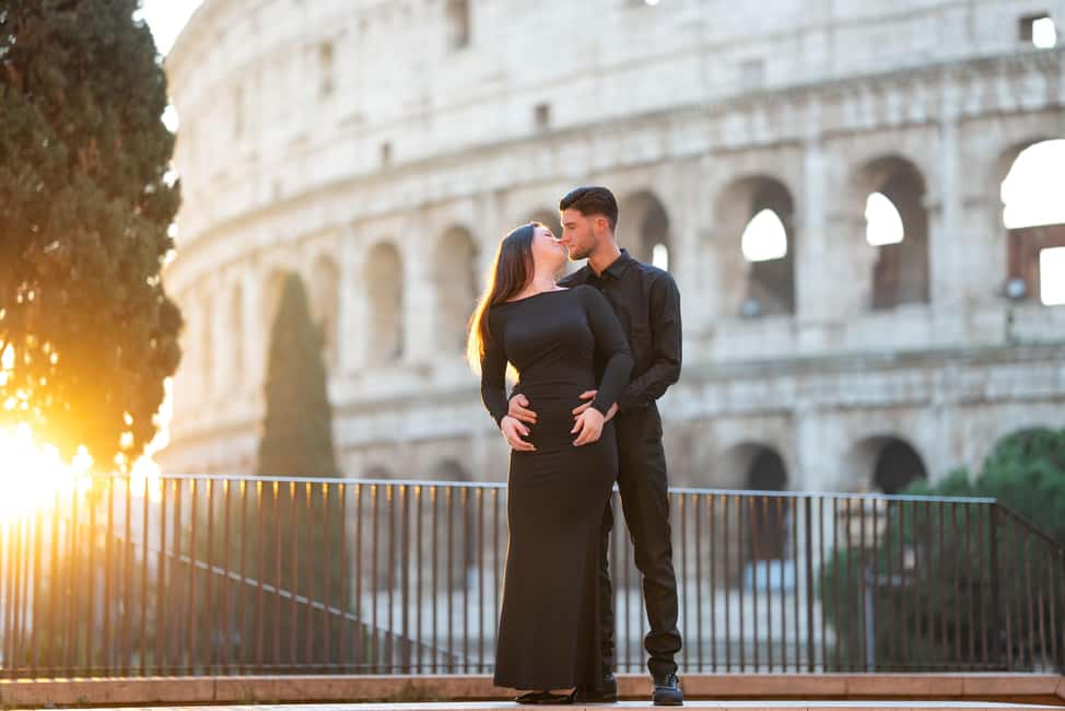 Rome: Colosseum Private Photoshoot - Sunrise vs sunset: choosing the right light for Rome photos