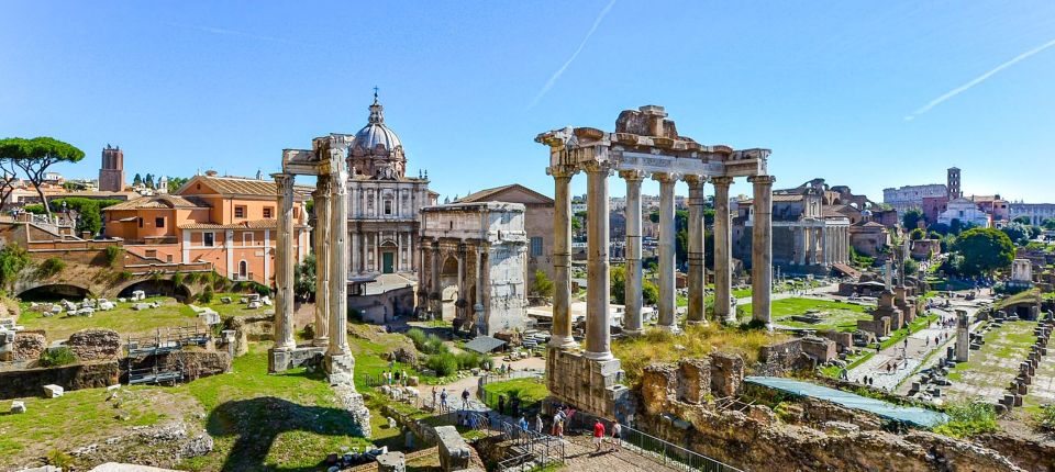 Rome: Colosseum, Roman Forum & Palatine Guided Tour - Palatine Hill: viewpoints plus the “elite above, everyone else below” contrast