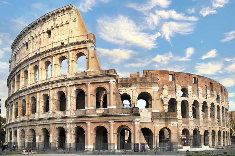 Rome: Colosseum Tour with Underground and Arena Floor Access - First floor views: the Colosseum’s layout makes more sense