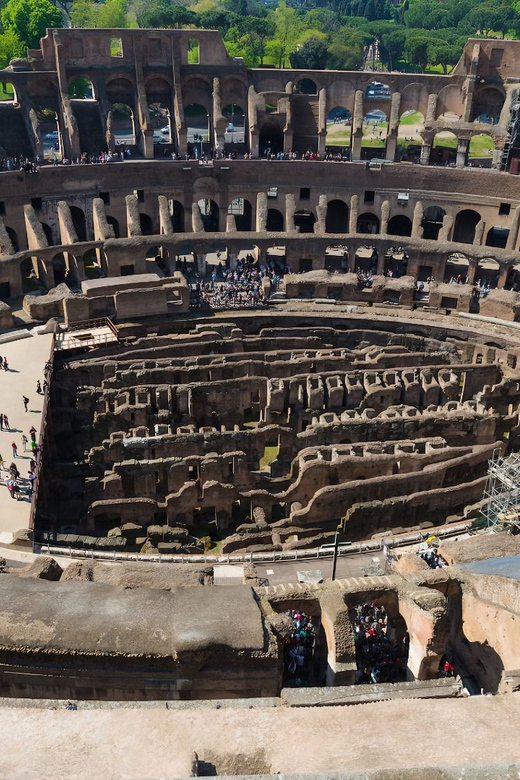 Rome: Colosseum Underground and Arena Floor Tour - Entering the Colosseum: ID, timing, and what the guide controls