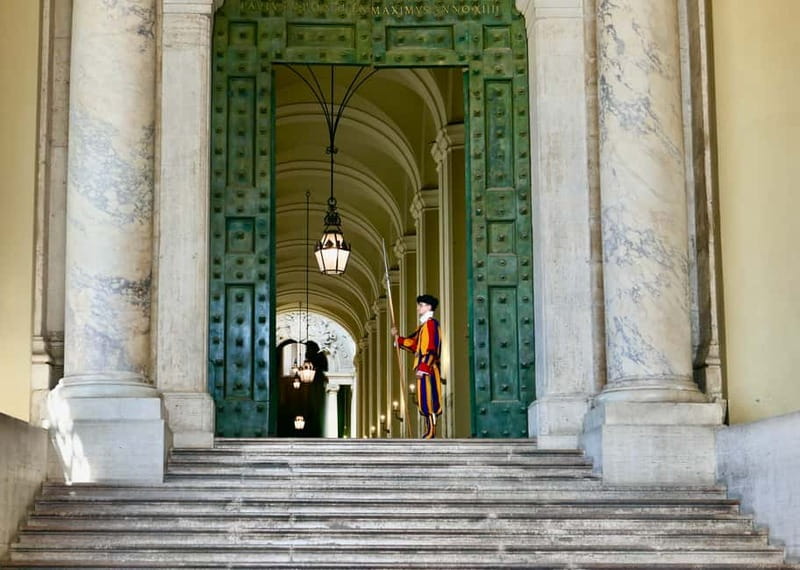 Rome: Guided Tour of St. Peter's Basilica, Grottoes & Square - Rome’s St. Peter’s guided tour: what you’re really buying for $22