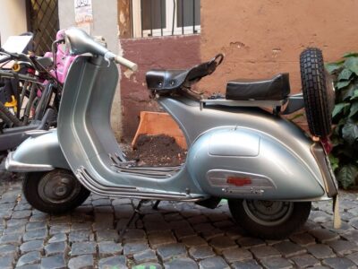 Rome: Half-Day Tour by Vespa with Driver - The 3-Hour Route: From Circus Maximus to Trastevere Streets