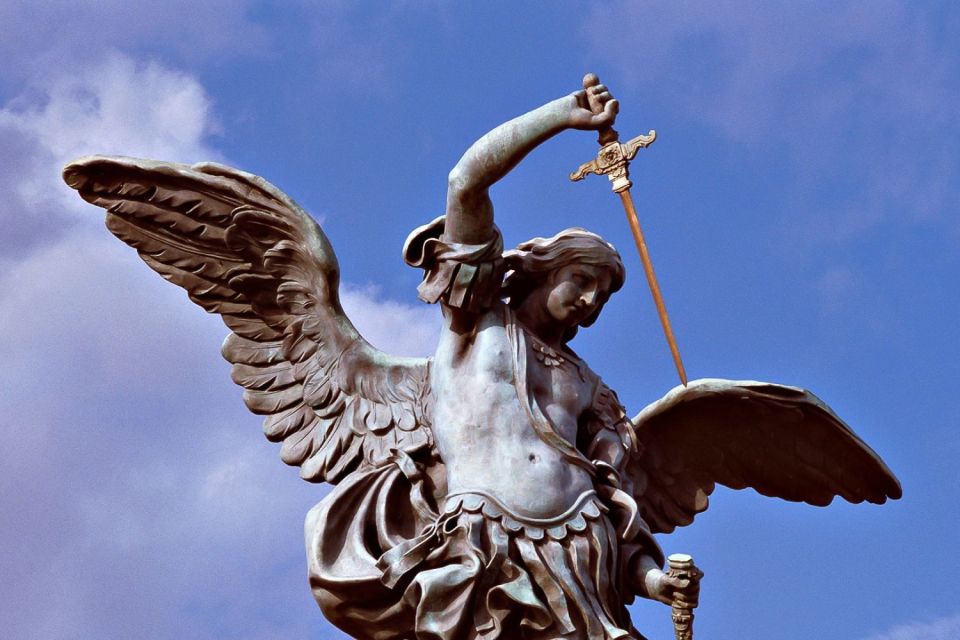 Rome: Illuminati Trail Angels & Demons Tour - Castel Sant’Angelo and the Passetto: the secret passage story