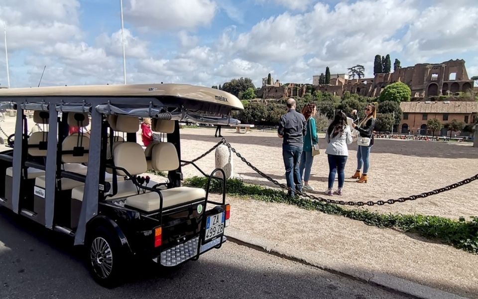 Rome: Night Tour of the City by Golf Cart (Private option) - Piazza Navona and the Pantheon area: outside views with a sense of place