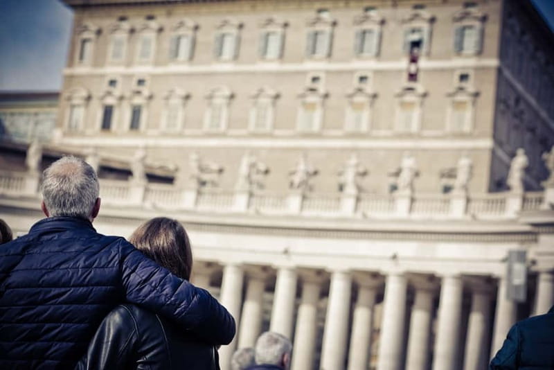Rome: Papal Audience with Pope Leo XIV - Meeting Pope Leo XIV: what the Wednesday audience feels like