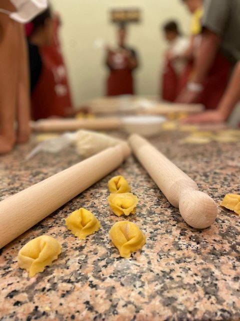 Rome: Pasta Making Class with Wine, Limoncello, and Dessert - The dinner moment: wine, limoncello, and dessert in a shared Roman table