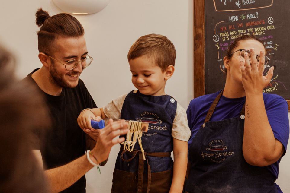 Rome: Pasta Making with Wine Tasting and Dinner in Frascati - Making Roman pasta from scratch: dough, shaping, and classic sauces