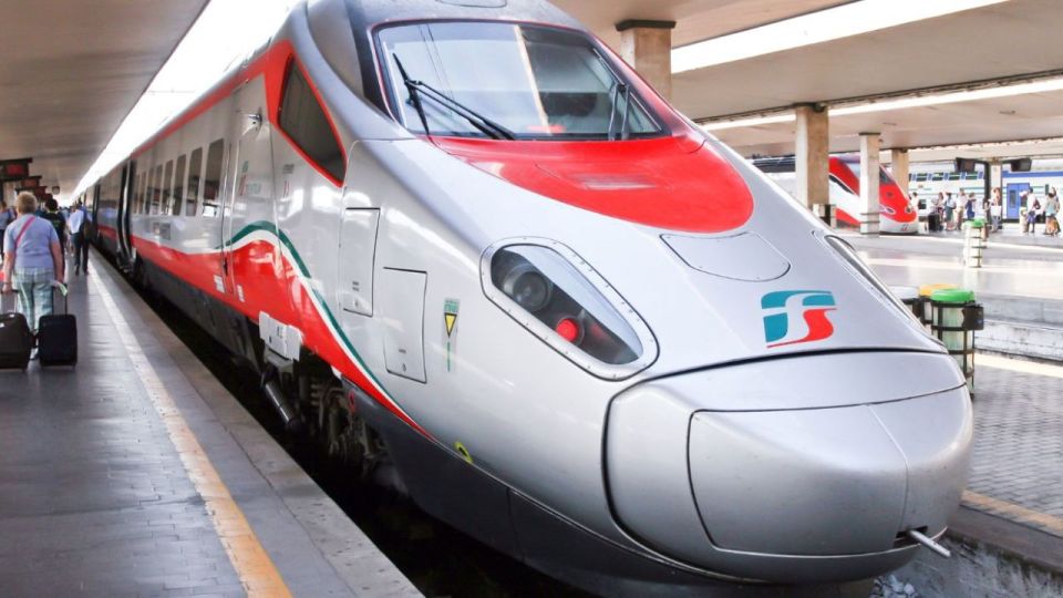 Rome: Pompeii Tour with Wine and Lunch by High Speed Train - Comfort, Pace, and What to Pack for a Hot Walk