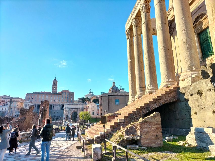 Rome: Roman Forum and Palatine Hill Licensed Guided Tour - Climb Palatine Hill: Imperial palaces, emperor origins, and city views